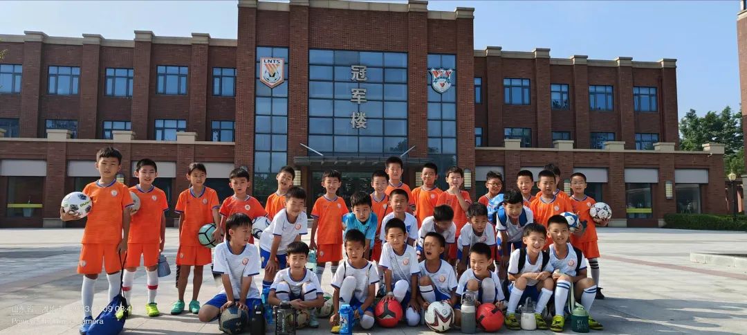 持续深化体教融合丨校园足球公益训练营开启新学期训练