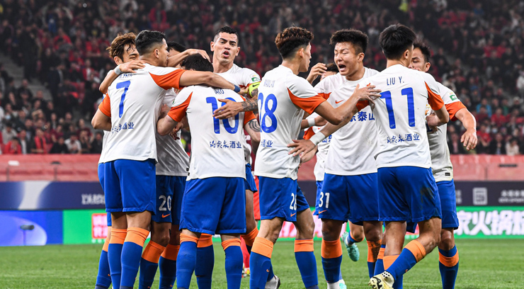 山东泰山客场3-4上海海港