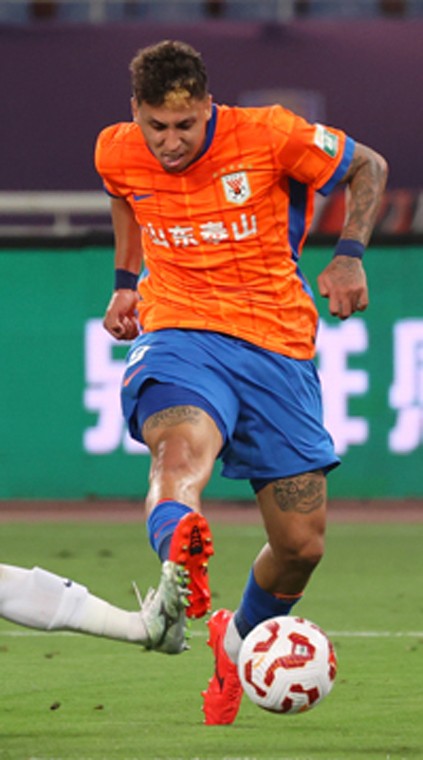 山东泰山3-1武汉三镇